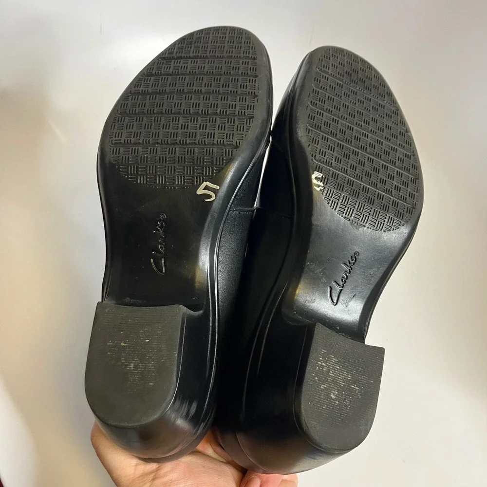 Clarks Emily Clover mary Jane pumps black leather women's size 7.5 business